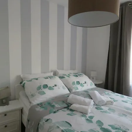 Urbajs Apartment *