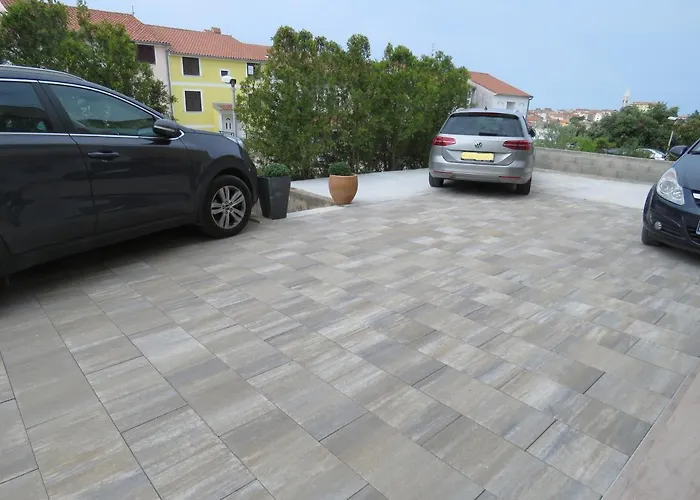 Urbajs 아파트 브르사르