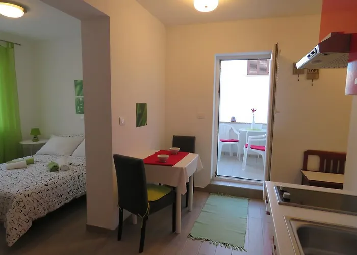 아파트 Urbajs 브르사르