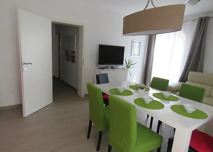 아파트 Urbajs 브르사르